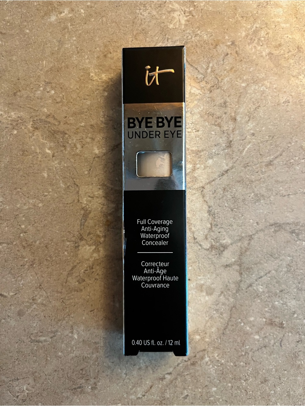 NIB IT Cosmetics Bye Bye Under Eye concealer- shade LIGHT